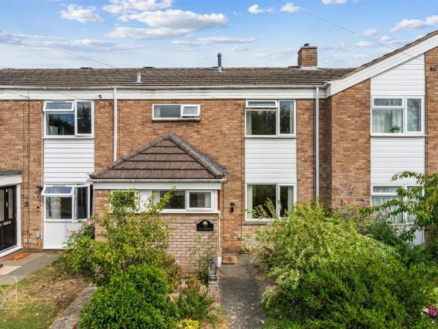 3 bedroom terraced house for sale