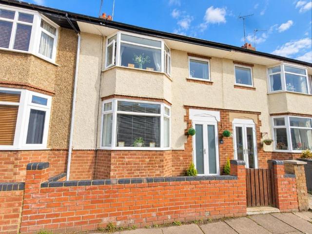 3 bedroom terraced house for sale