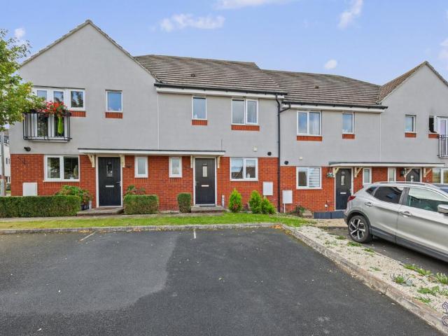 3 bedroom terraced house for sale