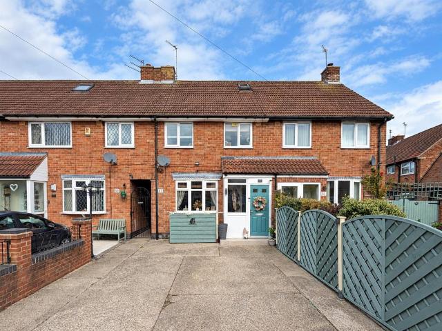 3 bedroom terraced house for sale