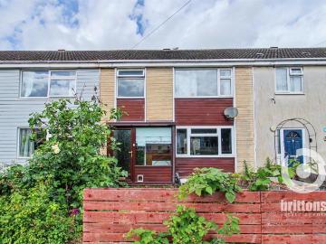 3 bedroom terraced house for sale