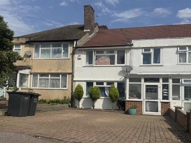 3 bedroom terraced house for sale