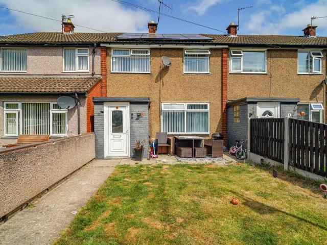 3 bedroom terraced house for sale