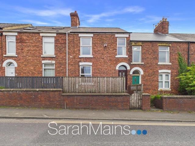 3 bedroom terraced house for sale