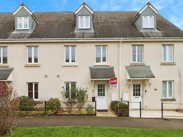3 bedroom terraced house for sale