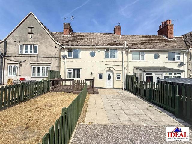 3 bedroom terraced house for sale