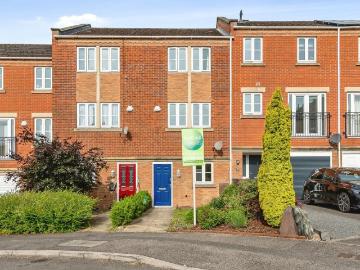 3 bedroom terraced house for sale