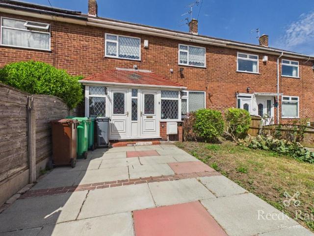 3 bedroom terraced house for sale