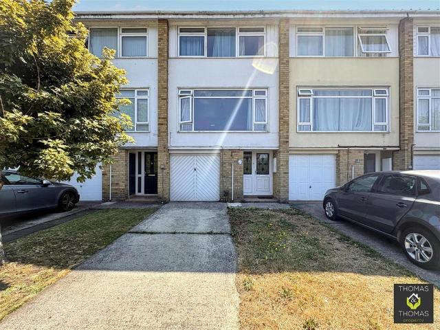 3 bedroom terraced house for sale