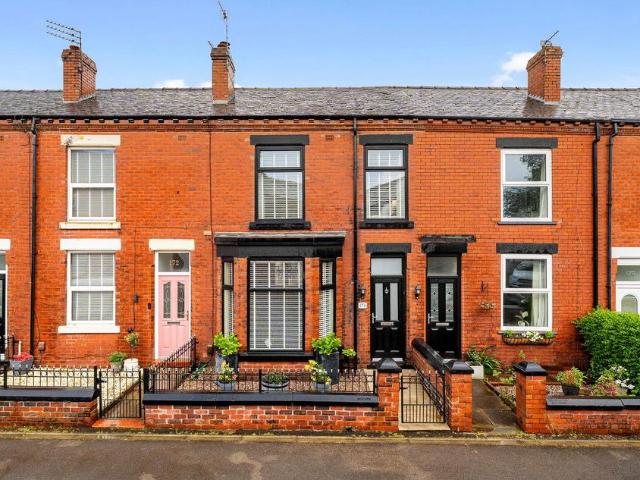 3 bedroom terraced house for sale