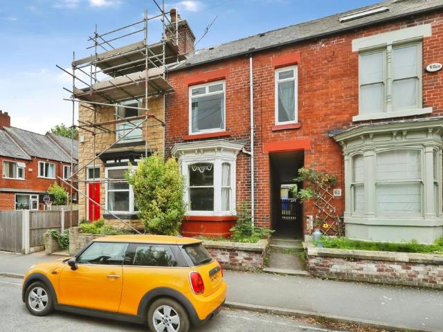 3 bedroom terraced house for sale