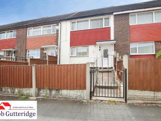 3 bedroom terraced house for sale
