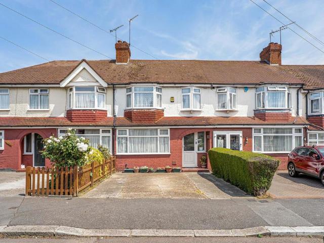 3 bedroom terraced house for sale
