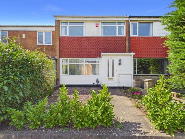 3 bedroom terraced house for sale