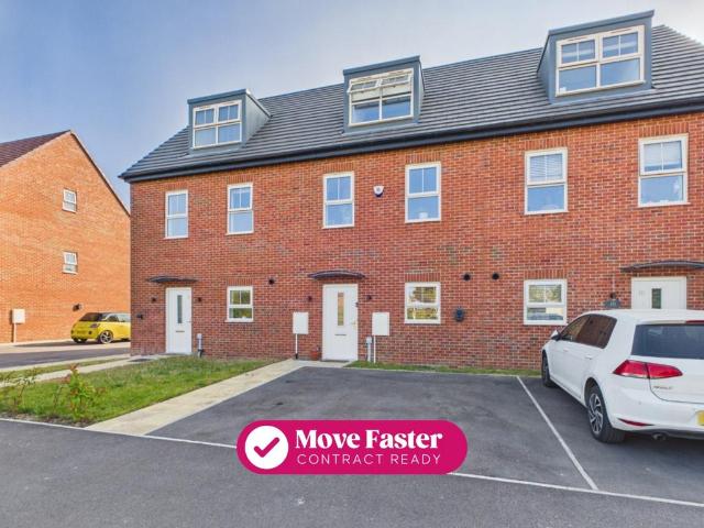 3 bedroom terraced house for sale