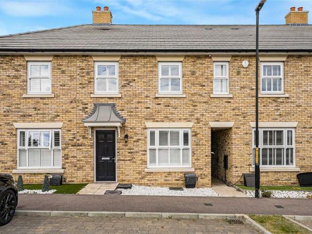 3 bedroom terraced house for sale