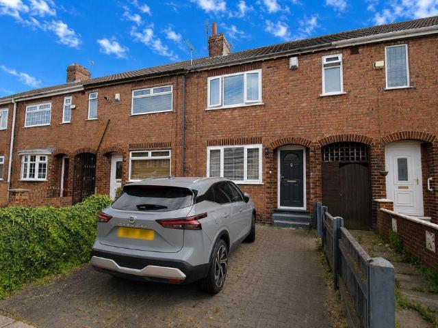 3 bedroom terraced house for sale