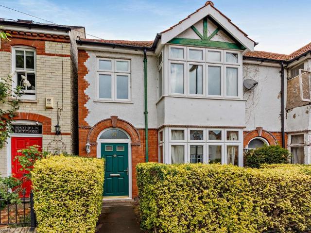 3 bedroom terraced house for sale