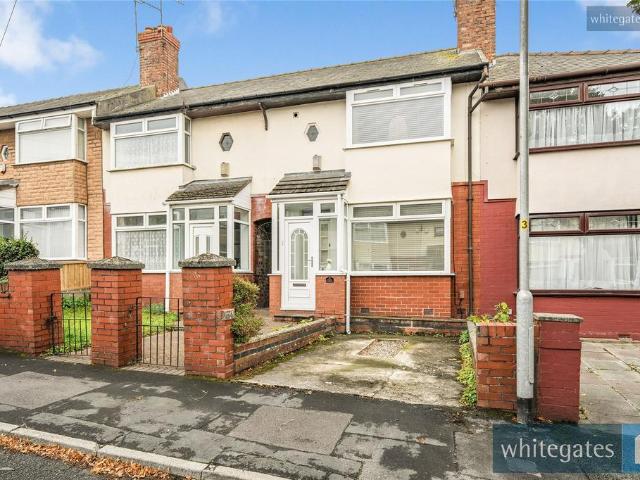 3 bedroom terraced house for sale