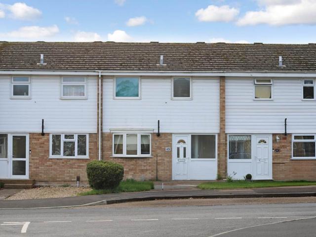3 bedroom terraced house for sale
