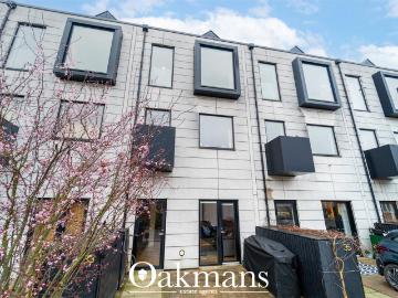 3 bedroom terraced house for sale