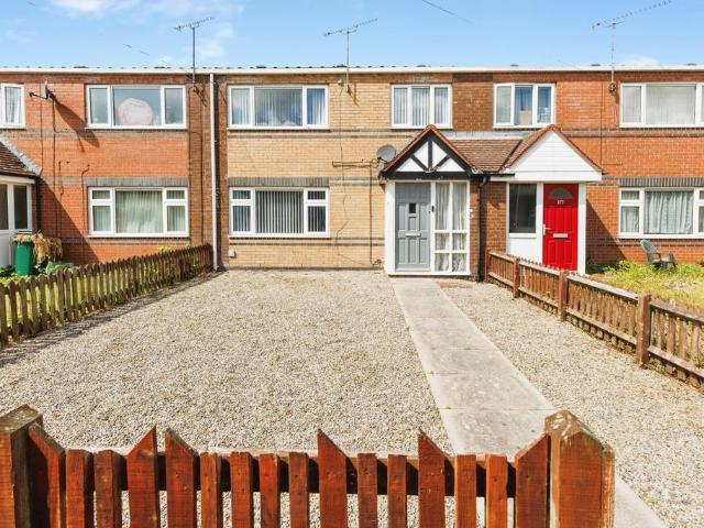 3 bedroom terraced house for sale