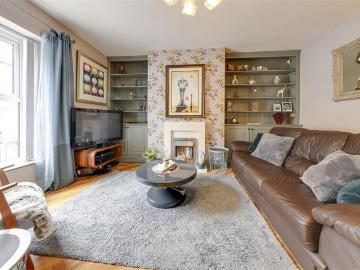 House for sale in Southfield Burnley - Garden