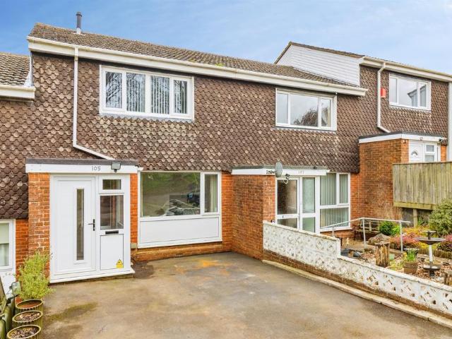 3 bedroom terraced house for sale