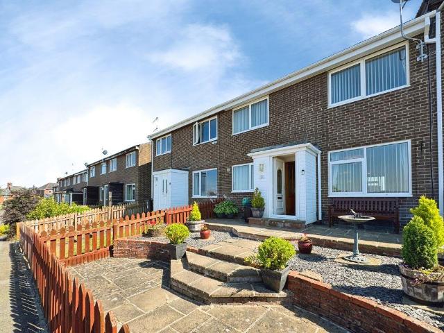 3 bedroom terraced house for sale