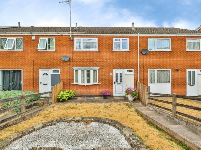 3 bedroom terraced house for sale