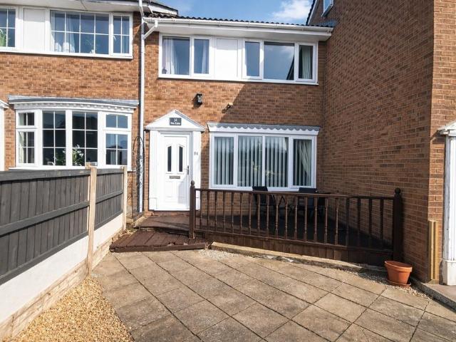 3 bedroom terraced house for sale