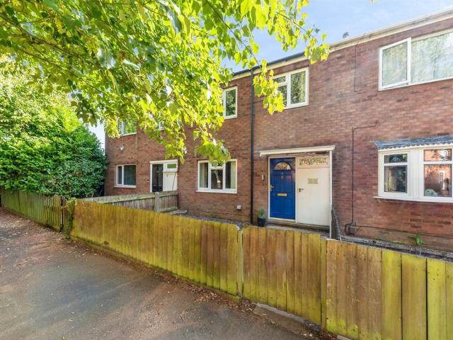 3 bedroom terraced house for sale