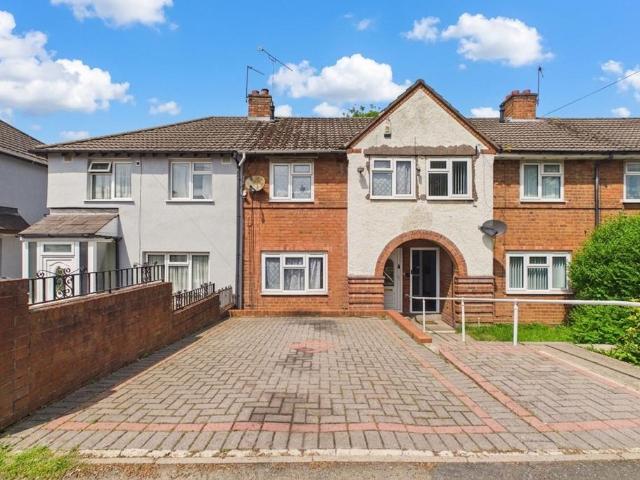 3 bedroom terraced house for sale