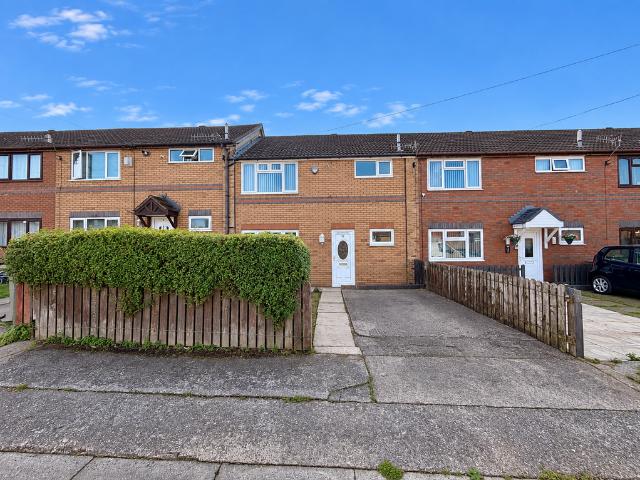 3 bedroom terraced house for sale