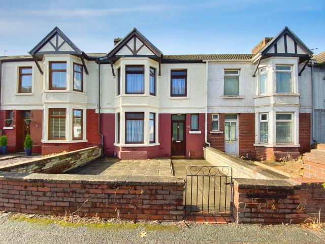 3 bedroom terraced house for sale