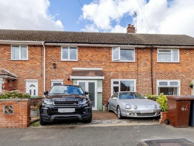 3 bedroom terraced house for sale