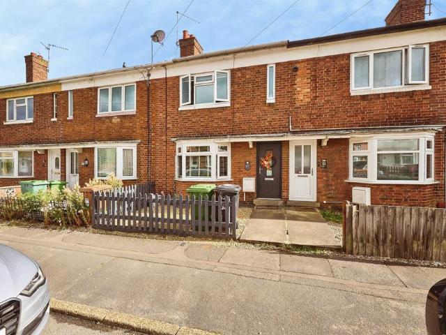 3 bedroom terraced house for sale
