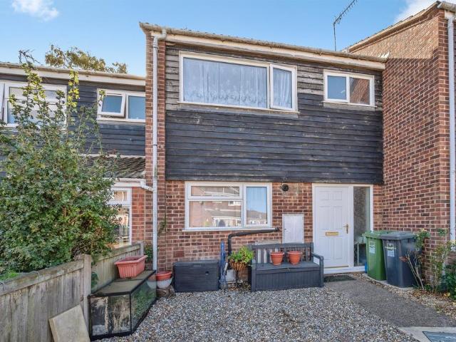 3 bedroom terraced house for sale