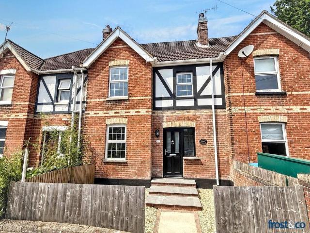 3 bedroom terraced house for sale