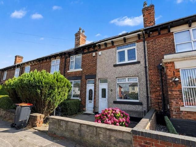3 bedroom terraced house for sale