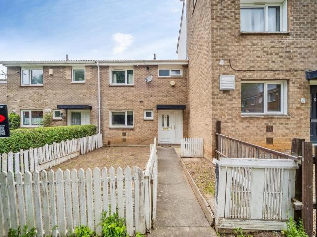3 bedroom terraced house for sale