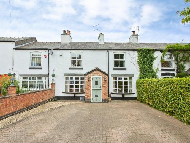 3 bedroom terraced house for sale