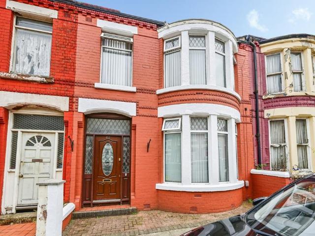 3 bedroom terraced house for sale