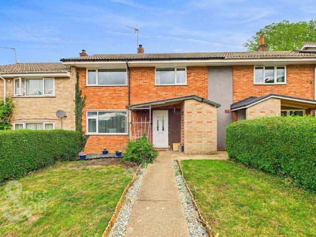 3 bedroom terraced house for sale