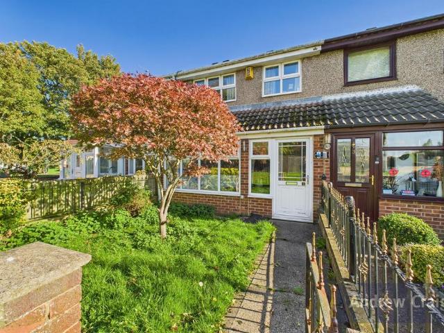 3 bedroom terraced house for sale