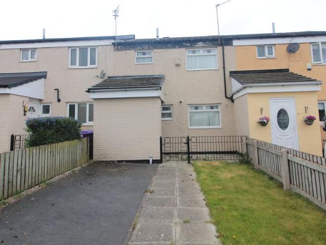 3 bedroom terraced house for sale
