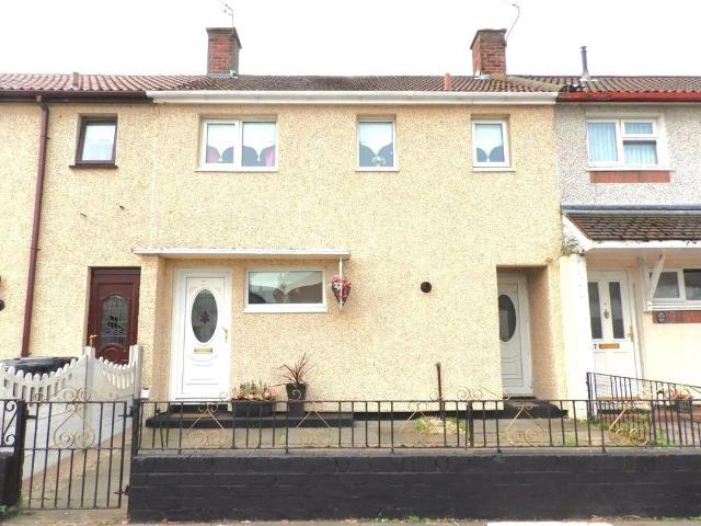 3 bedroom terraced house for sale