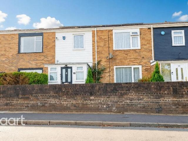 3 bedroom terraced house for sale