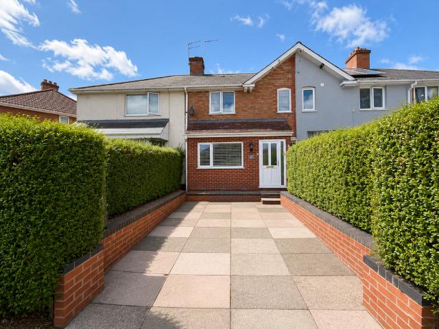 3 bedroom terraced house for sale