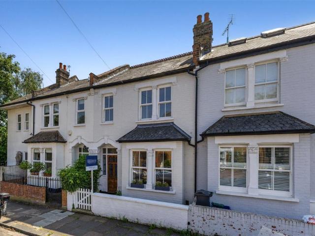 3 bedroom terraced house for sale